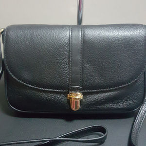Michael Kors Large Black Charlton Crossbody